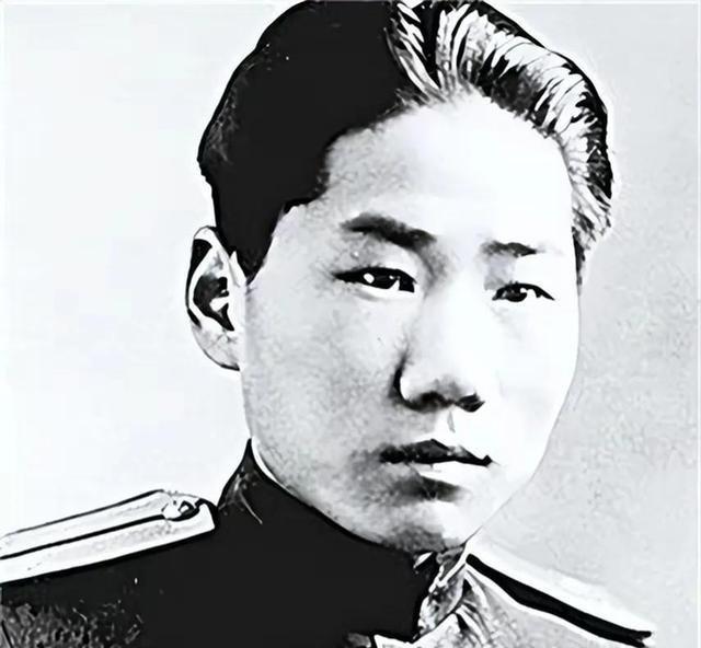 1990年，毛岸英去世40年后，她的妻子刘思齐突然向中央提出了两个疑问：第一，为