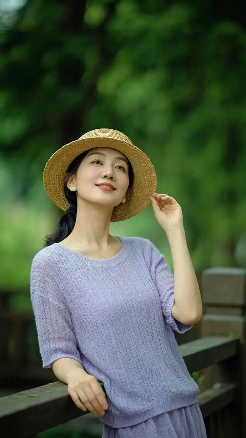 AI浅紫氛围照 ai创作 广告分成玩法达人伙伴计划