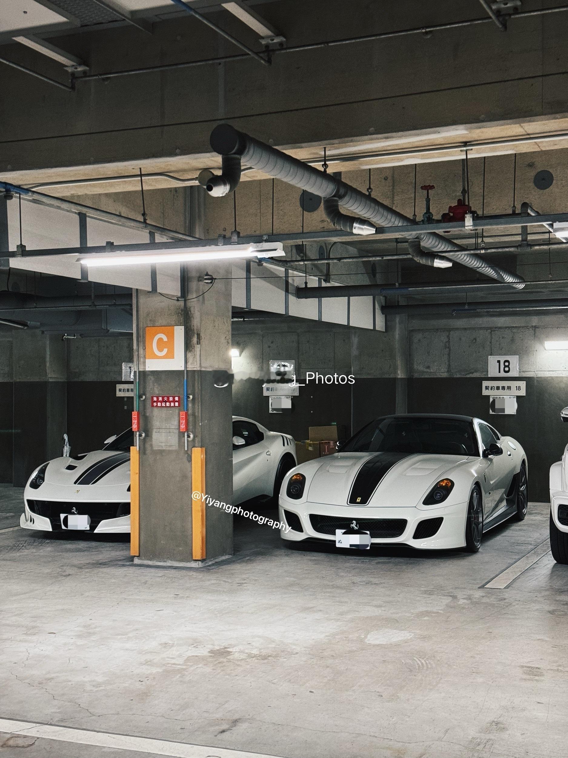 又到了最近遇到的一些车系列时间, 几辆白色车身的赛道版以及其他车型, 白色真的很