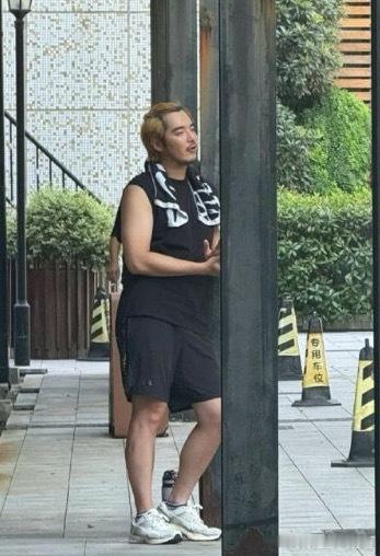 金世佳近照 ​​​