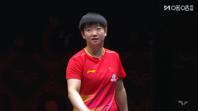 孙颖莎受伤退赛 WTT总决赛女单半决赛，因脚伤退出比赛，蒯曼晋级女单决赛。孙颖莎