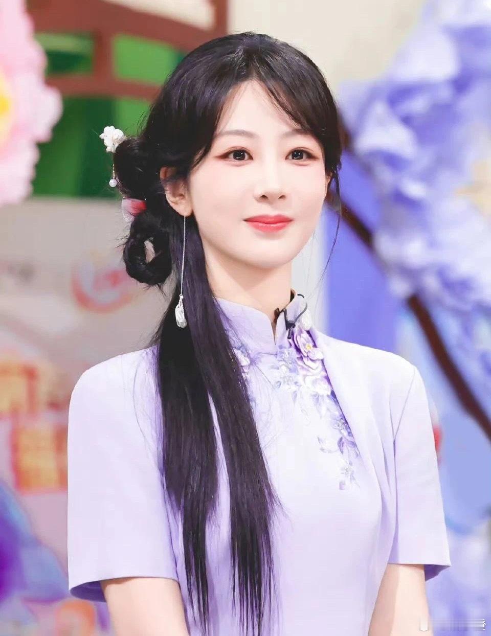 刘宇宁如今特别想饰演一些有挑战性的配角，一方面是想提升自己的演技，另一方面则是为