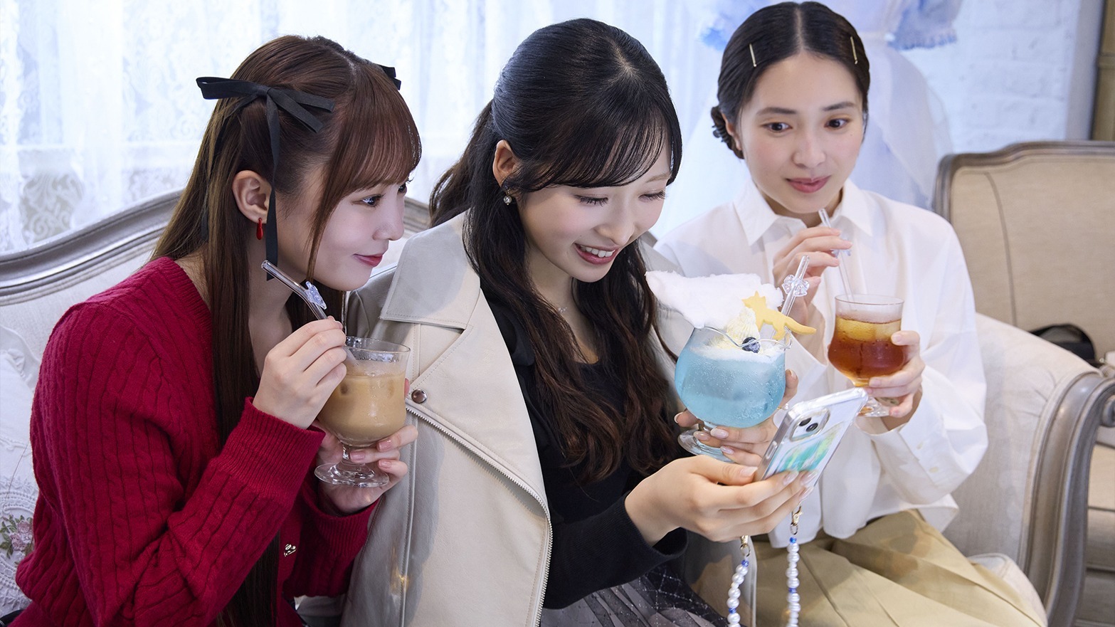 【推文】AKB48小栗有以 /／AKIBA LOST 特别收藏盒  特别写真艺术