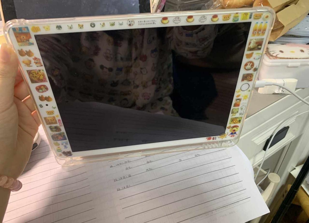 换万物
换物换万物ipadmt胶带 不急换，图上物品也可以出，有爱电子产品别的也