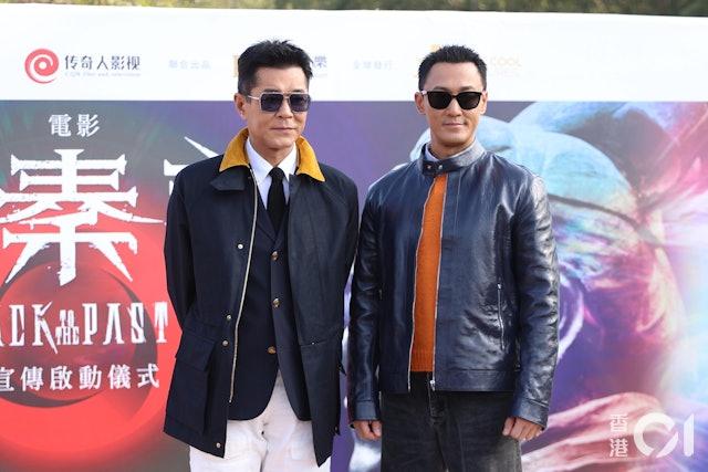 《寻秦记》电影版近日进行宣传启动典礼，本来开开心心的仪式被TVB娱乐记者弄得古天