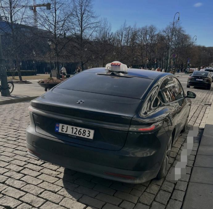 【蔚来在欧洲沦为出租车？】
其实去过欧洲都知道，奔驰宝马也是出租车。但是很多人可