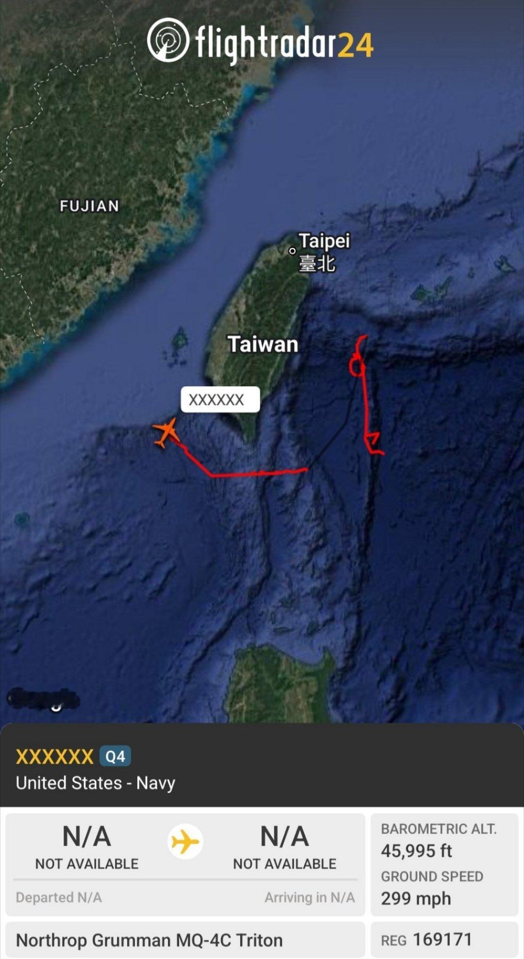 美军1架MQ-4C无人机(169171，AE6257)位于台岛东部和西南空域进行