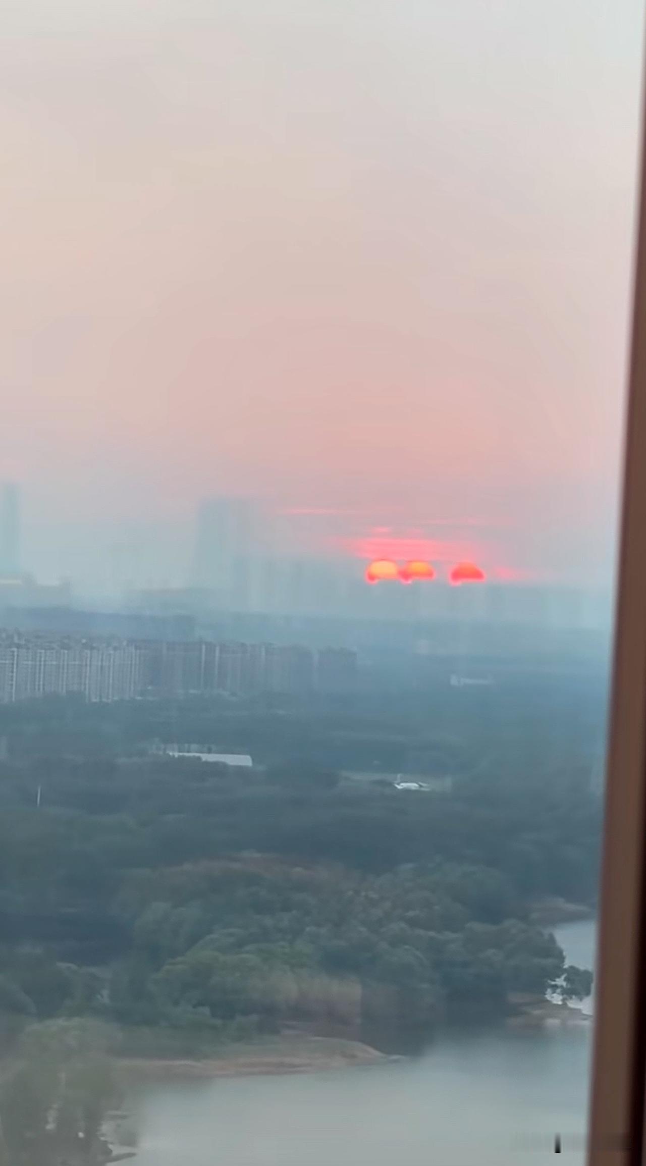 谁能解释？长这么大第一次见