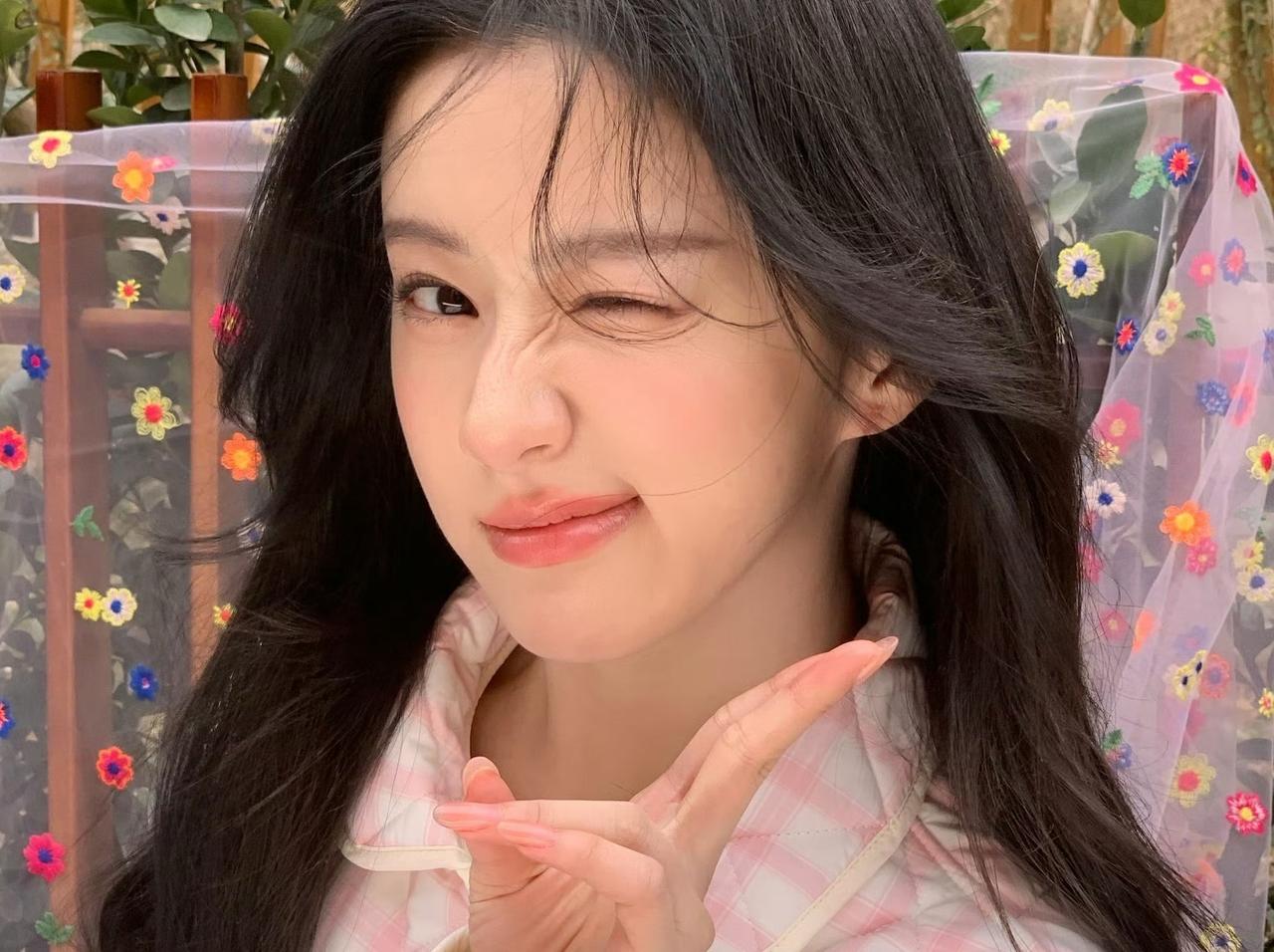 快来看看我新换的主页背景吧