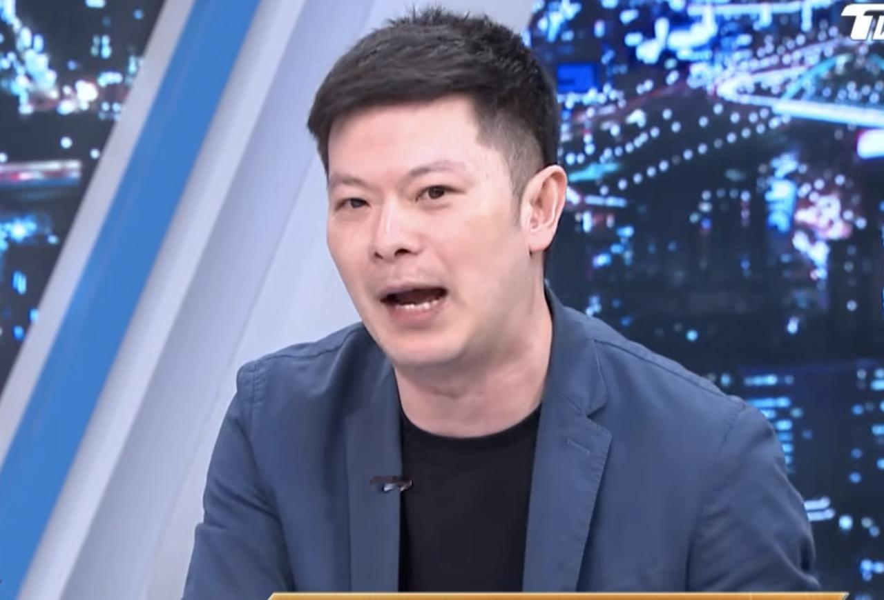 在昨日的《少康战情室》节目中，讨论了美国近期对进口多晶硅锭及其相关衍生产品加征1