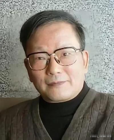 原来《狼图腾》的作者姜戎和张抗抗是夫妻！

《狼图腾》是中国历史上的超级畅销书，