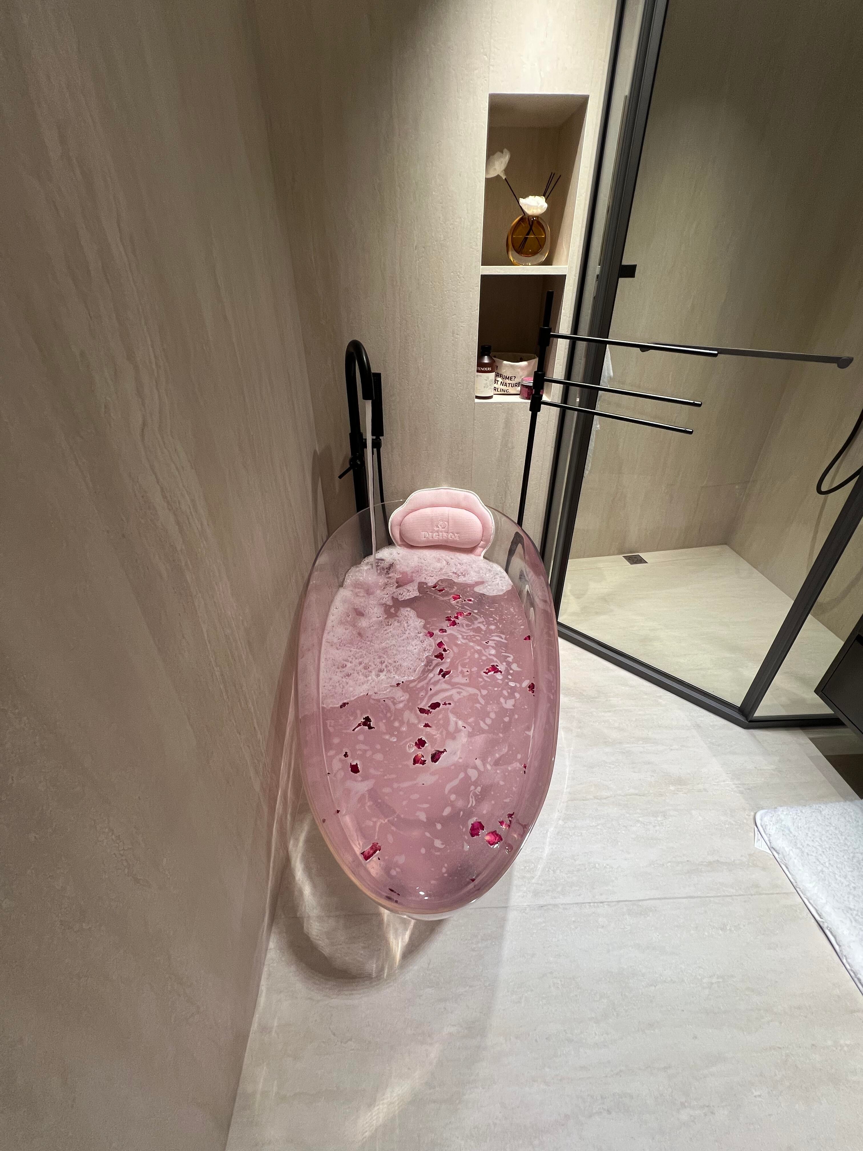 水声一响起，全世界都安静了 