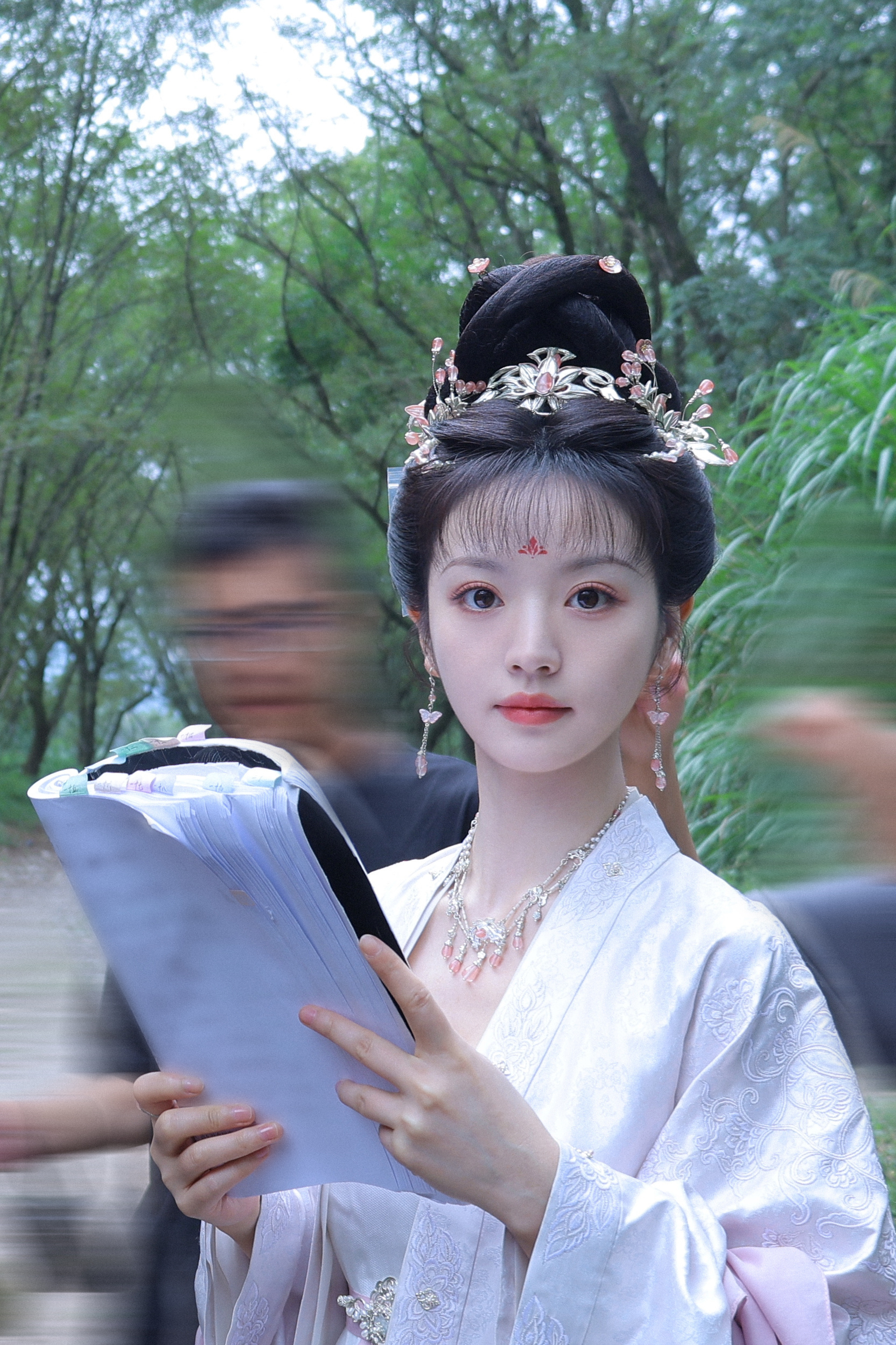 田曦薇魔童降世田曦薇[超话] ​​​