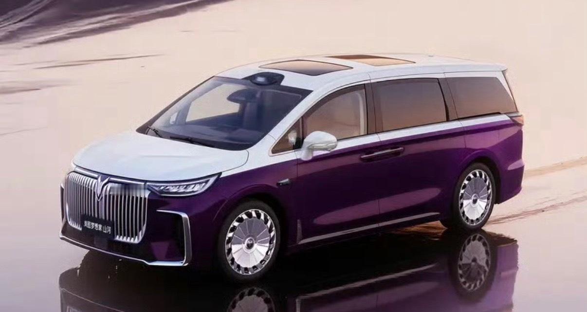 【岚图梦想家10月销量6632辆 蝉联10月高端MPV销量冠军】11月11日，1