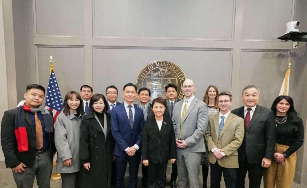 作为一个在两岸关系新闻里摸爬滚打多年的老读者，看到卢秀燕这趟访美被捧上天的消息，