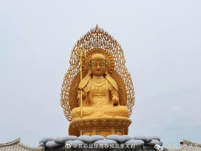 转发，好运来临，诸事顺遂，有财有福。 