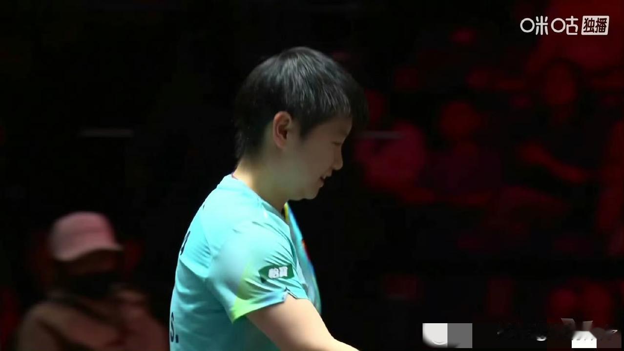 苹果🍎18，来了啊
孙颖莎3比1石洵瑶（2，-7，7，6）
晋级2026WTT