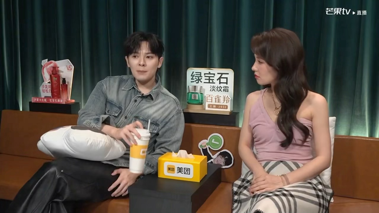 尤长靖录歌手3期瘦了8斤 “一个月瘦八九斤还不敢少吃”，看来尤长靖的压力真的很大