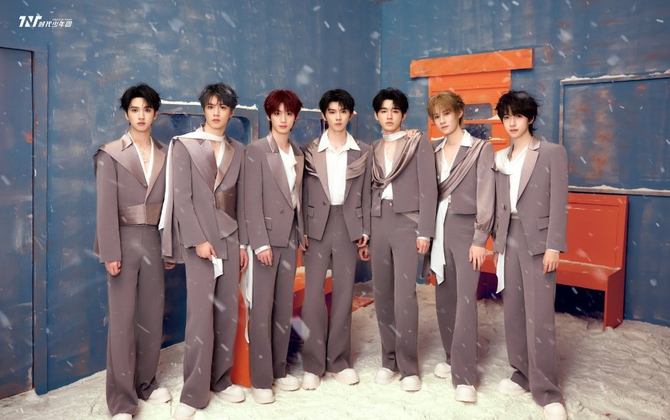 时代少年团新代言🈶卫龙、美宝莲、奥利奥、华为 