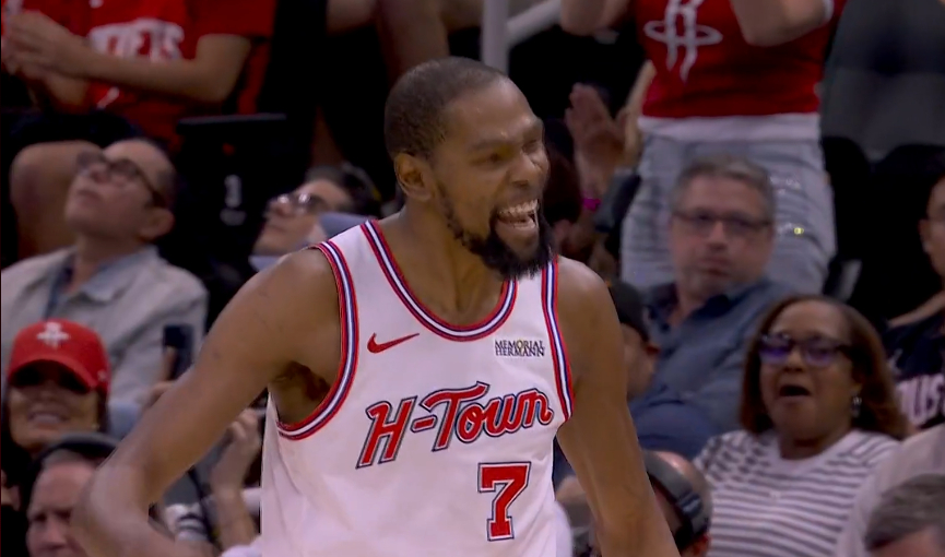 建议火箭天天开会，不行给谢广坤一份短合同，他最爱开会了。 