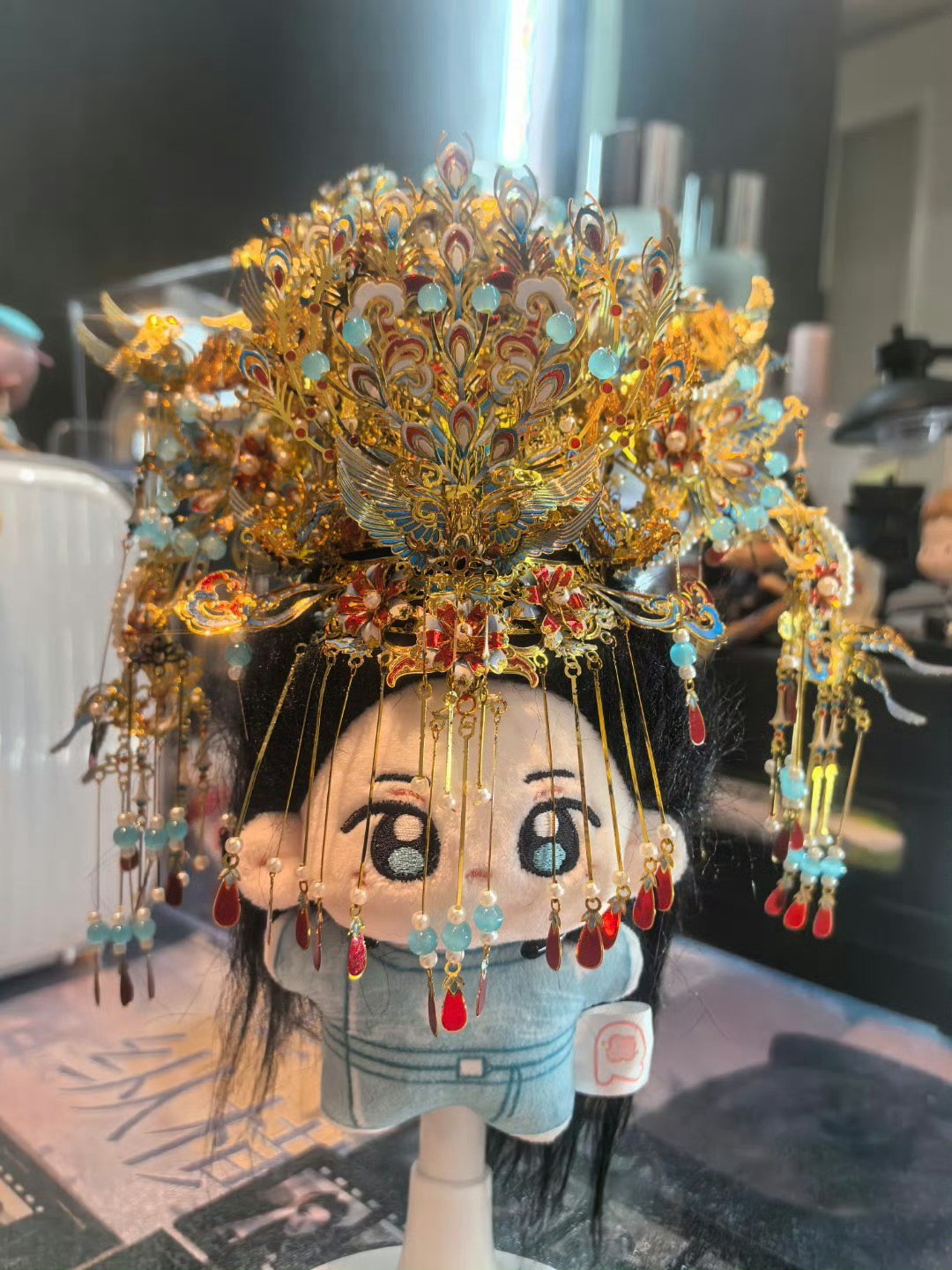 因为这个凤冠认识的嫩嫩，她很耐心的录视频教我怎么做，一年过去了，我的凤冠做了一半