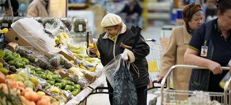 全球战乱纷飞，为何中国一直稳如泰山？俄罗斯人感叹：怀念中国物价


全球战乱纷飞