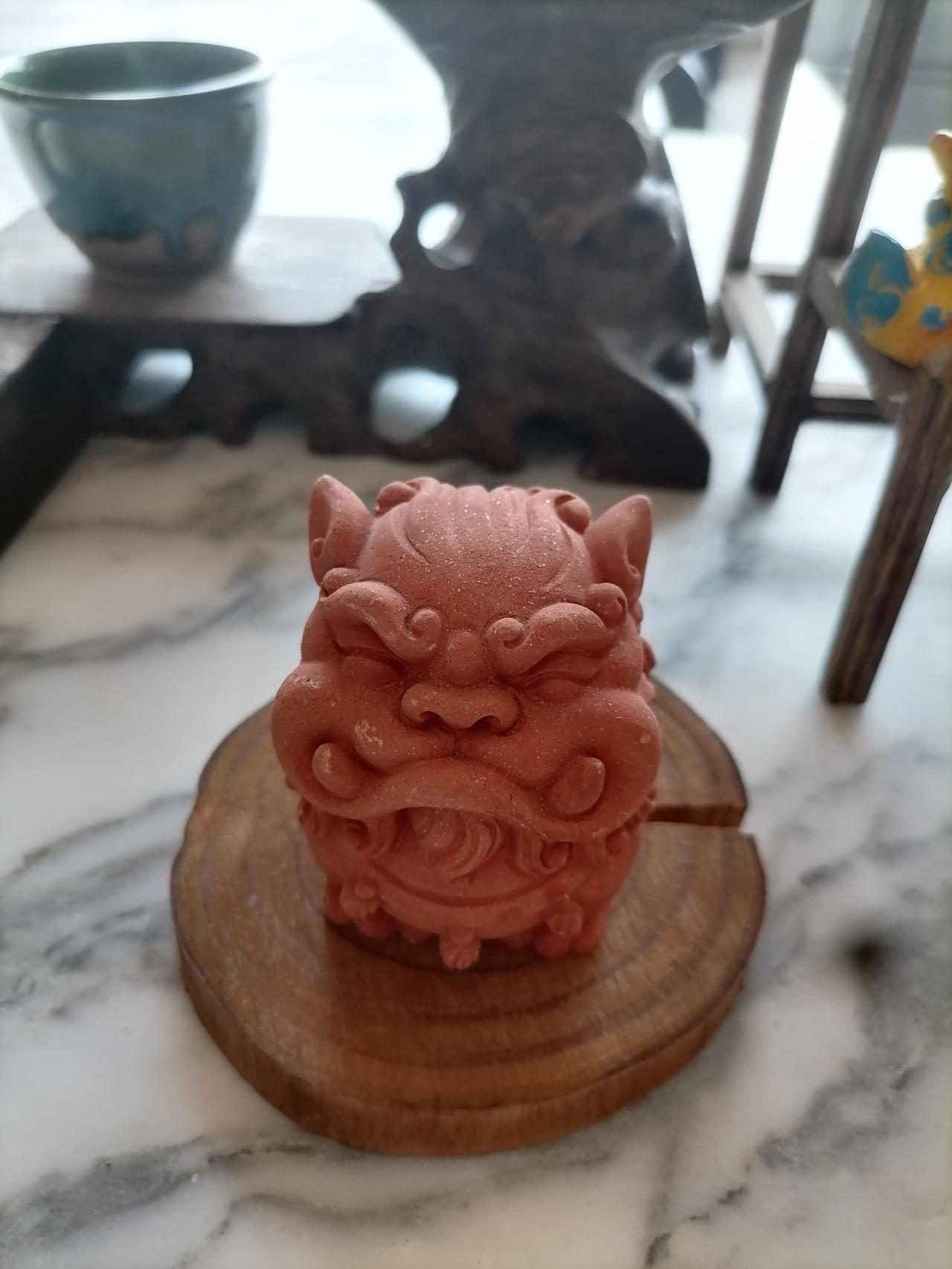 凌晨三点，

那个卖菜婆婆的举动让我红了眼眶…

小陈公司楼下有个卖菜婆婆，
