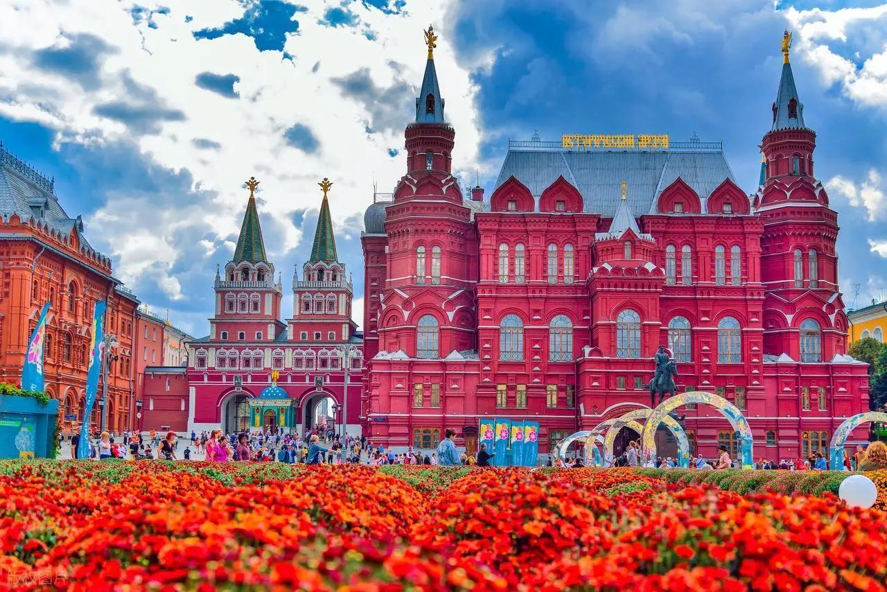 原创收评：沪指14连阳，后市如何操作？

周三A股冲高回落反复震荡，光刻胶、煤炭