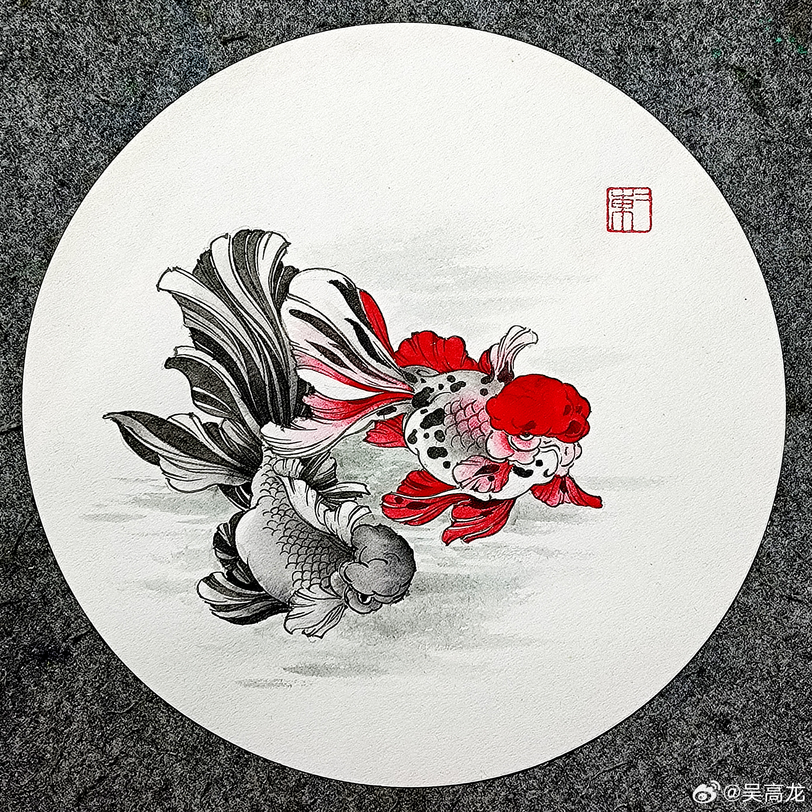 今天我来到长江边，江阴渡江胜利纪念馆，我站在长江之畔，回望百年峥嵘岁月，内心满是