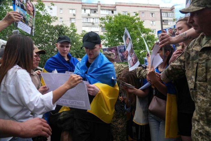 乌克兰外交部宣布，由于缺乏实质进展，将在今年底前暂停与俄罗斯的所有和平谈判。俄方