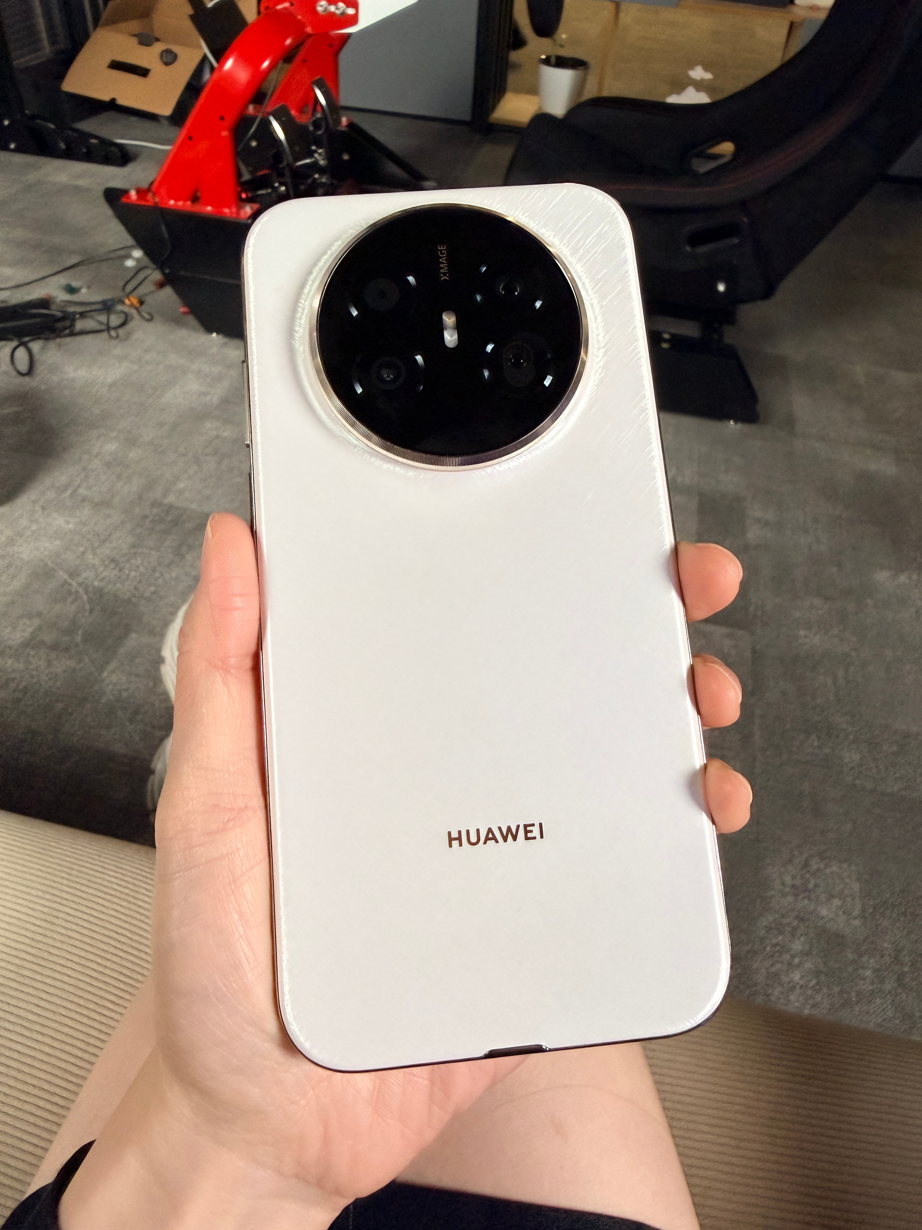 做半天的数码博主最近有点喜欢粉色诶 