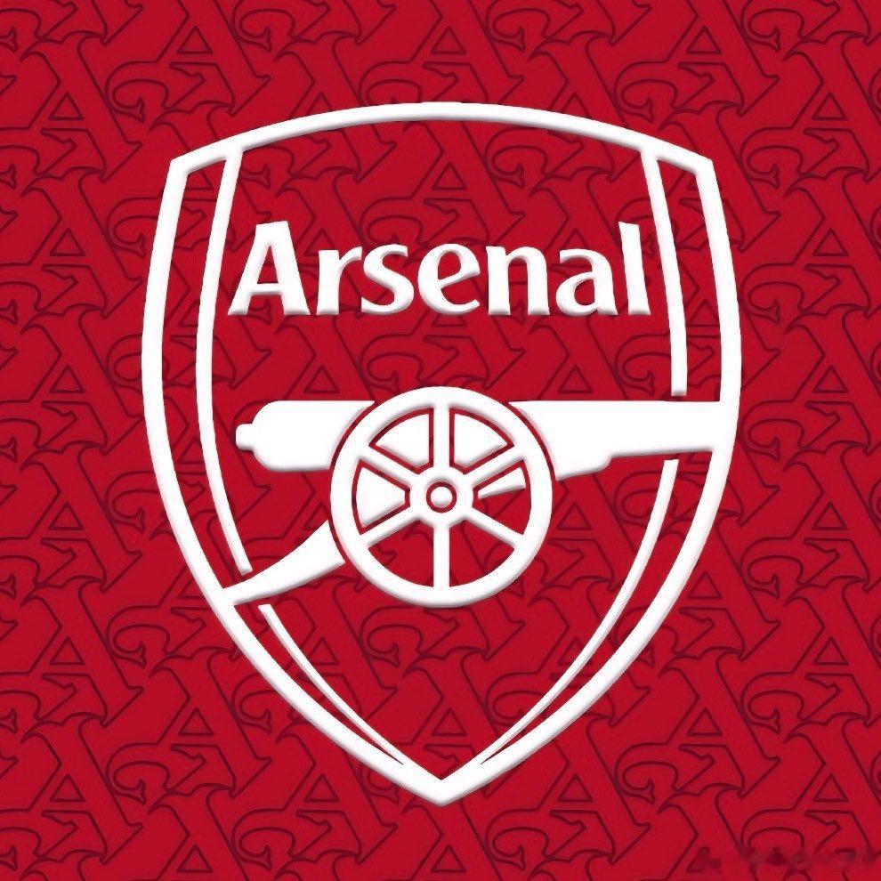25/26英格兰足球超级联赛的冠军是：阿森纳！22年，我们等到了！ COYG！阿