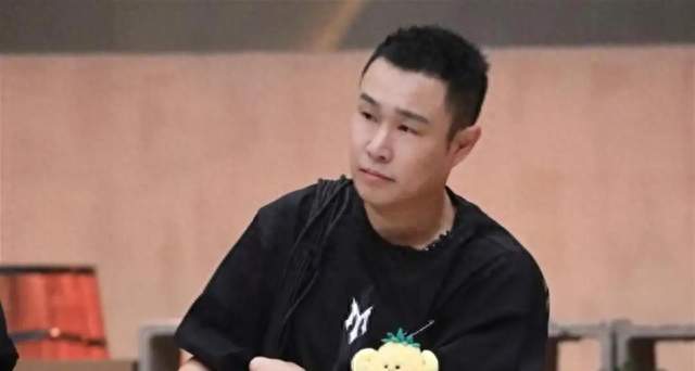 同样是捆绑，艾热王以太在余文乐团被骂，到小沈阳团怎么就香了