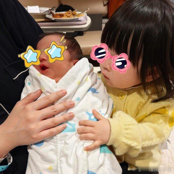 無綫小花陳嘉慧2023年宣布結婚，閃嫁圈外富貴男友Calvin，翌年3月誕下女兒