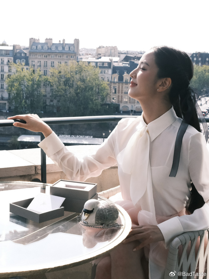 Jisoo 金智秀 × Dior 2027春夏大秀造型图集巴黎时装周时装周