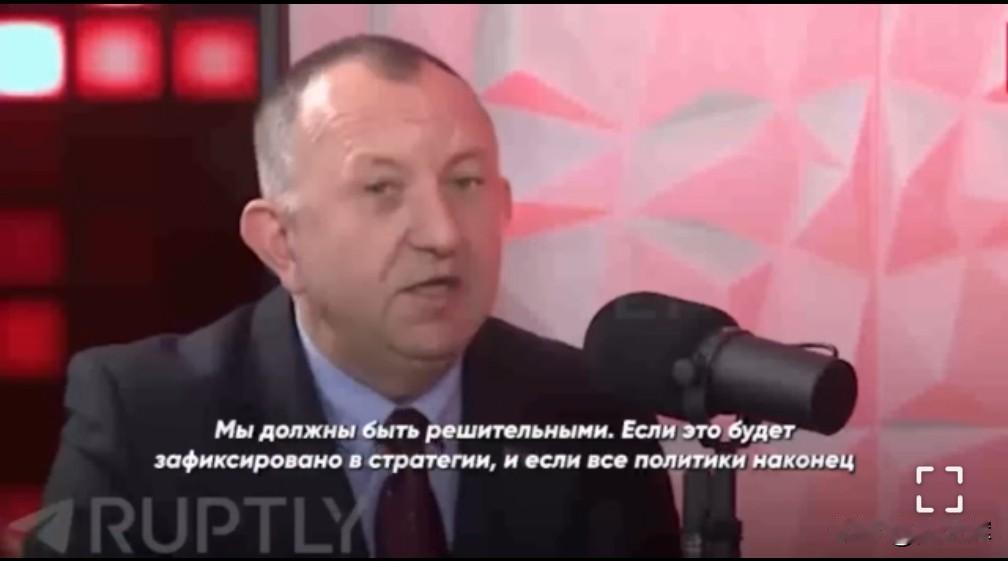 波兰将军威胁：若俄罗斯进攻，将“进军柯尼斯堡”
 
波兰籍北约将军格罗马津斯基表