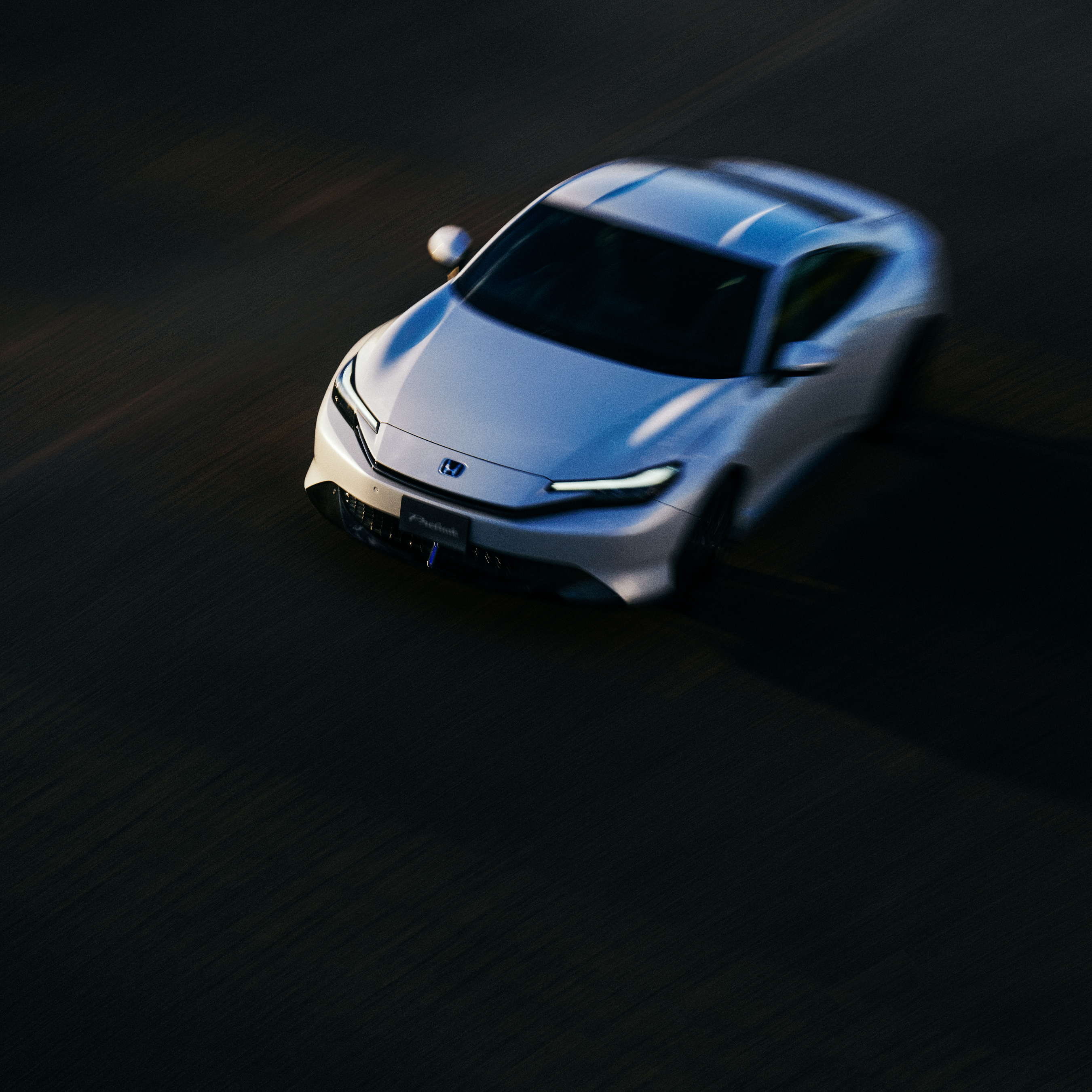 新款本田披露Prelude量产版正式发布。1. 概念车2023年亮相，量产车20