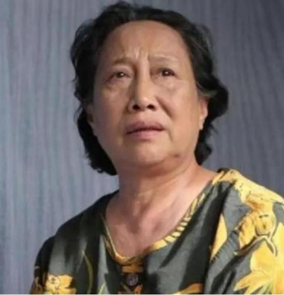 1980年，演员孙桂田花 2.6 万在北京故宫旁买了一个四合院，后来她又陆陆续续