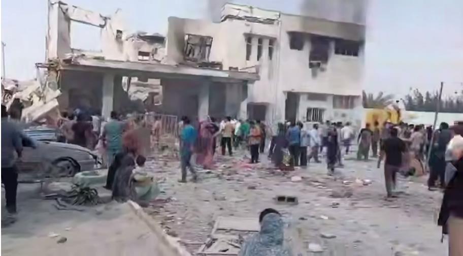 伊朗南部女子学校遭袭致40人丧生
    伊朗南部一所女子学校遭袭致40人遇难，