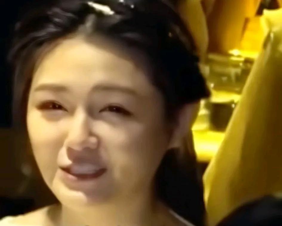 大S以前在节目里说过想让汪小菲做结扎手术。天哪，幸亏汪小菲没听他的。不然现在马小