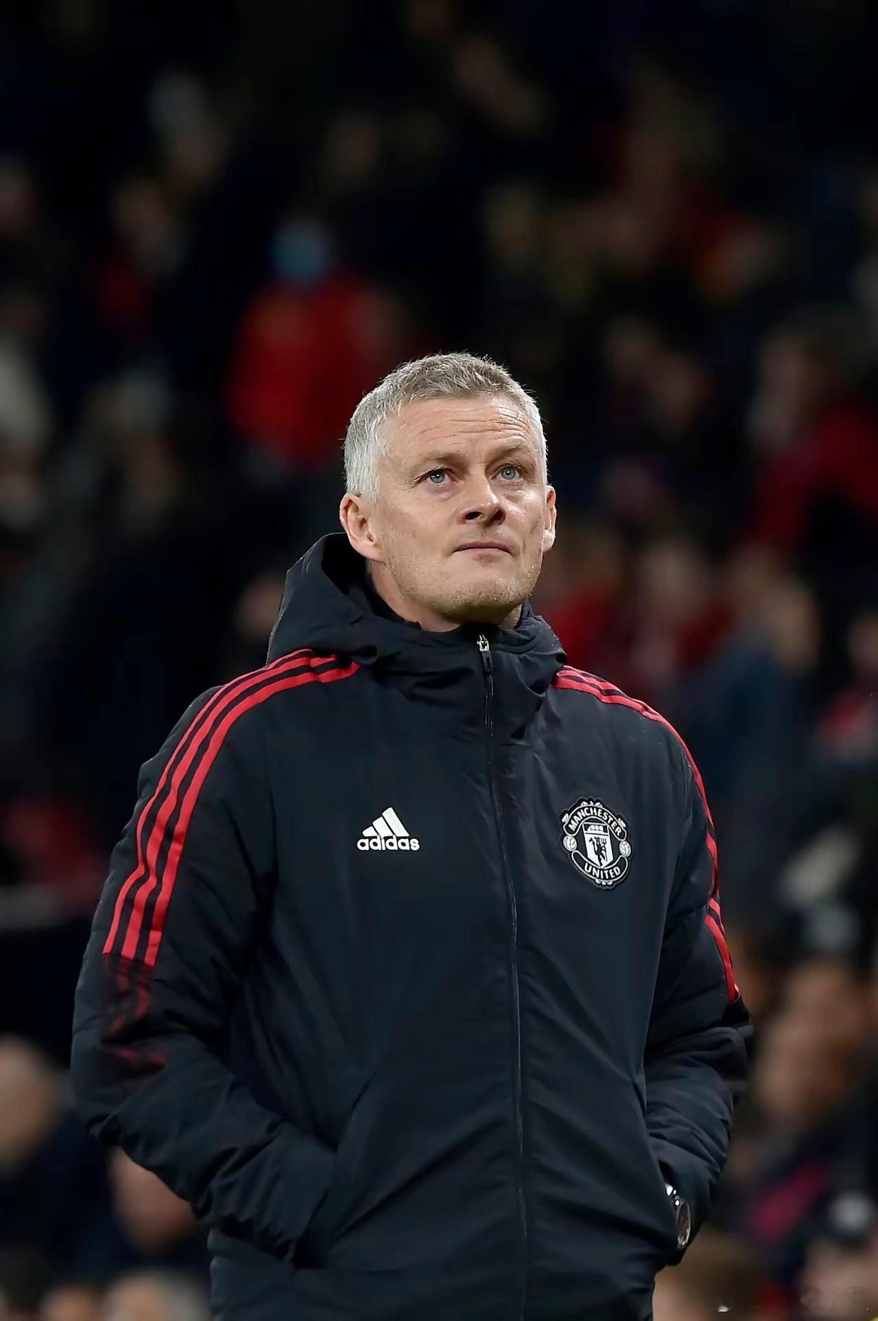 曼联很可能再次签约索尔斯克亚，并由他带队执教，目前双方谈判进展顺利。索尔斯克亚曾