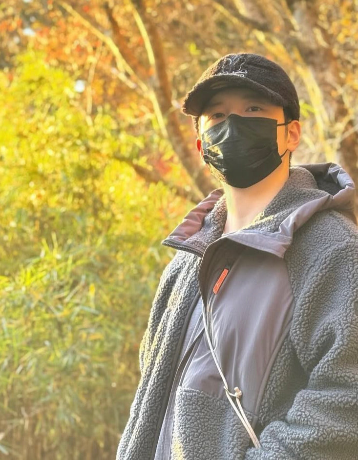 这太萌了😭😭😭😭 