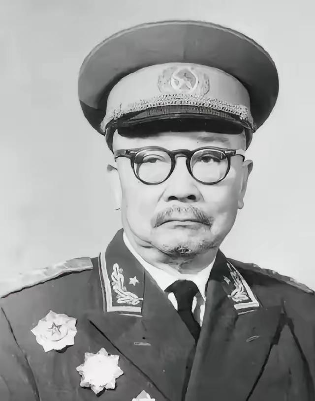 特务头子缪庄林，借着去西安述职的空子，闯进延安，直接就跪在地上：我来认罪，中央社