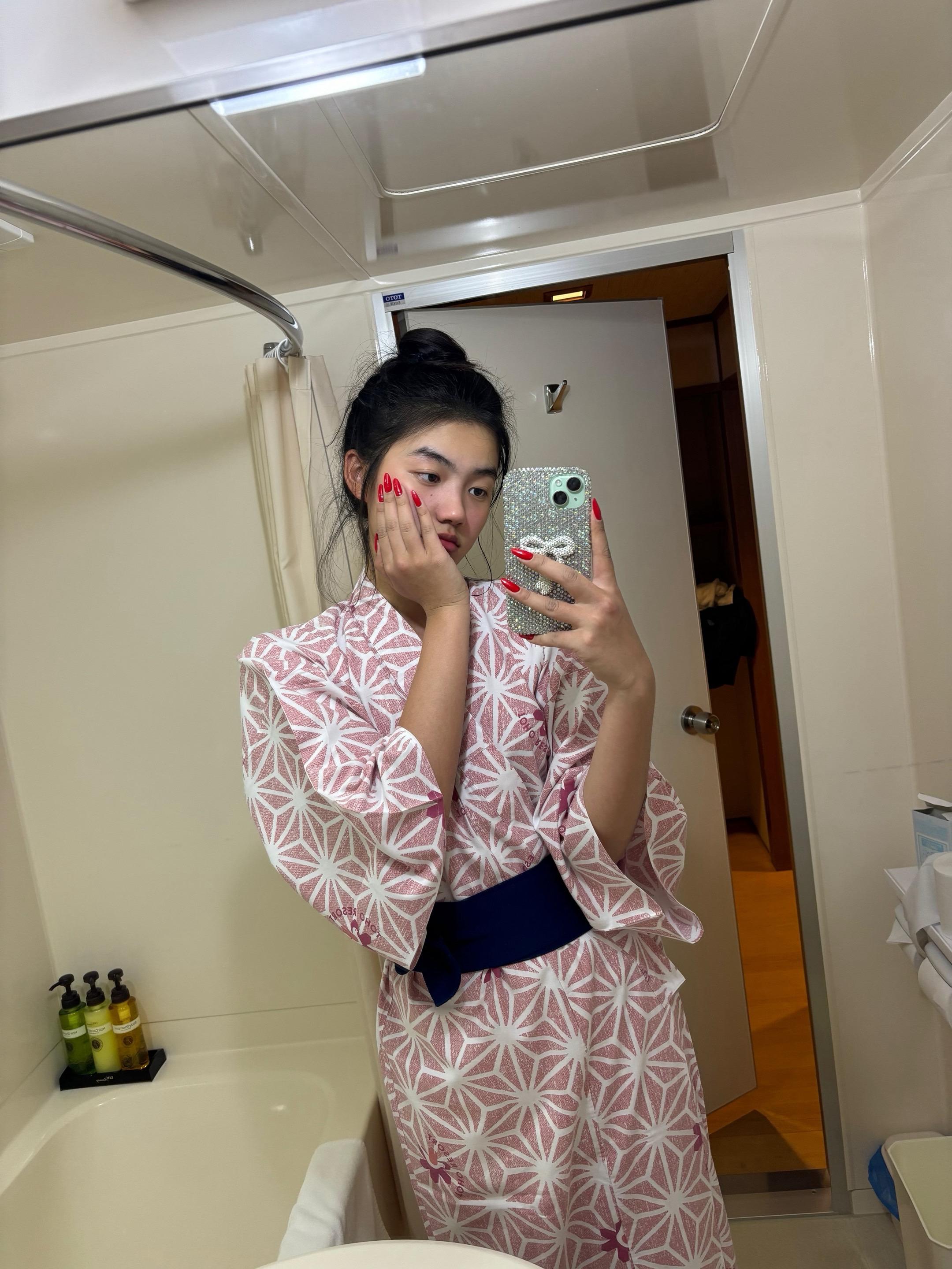 在mahoroba泡温泉♨️。好喜欢这套浴衣哦！