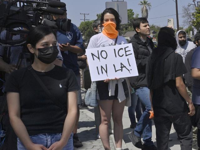 美国启动“史上最大规模驱逐行动”，为啥以明尼苏达州为试点？因为该州是传统蓝州，不