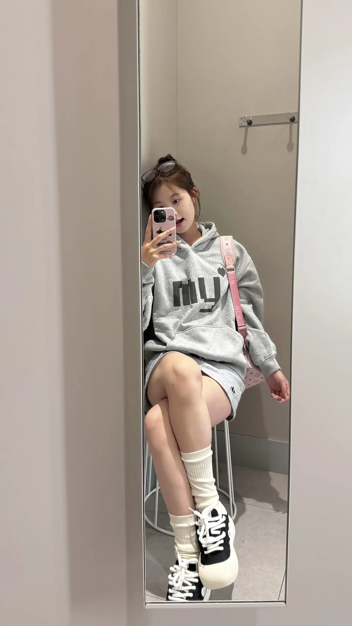 尝试向前看 去看自己的健康 去照顾自己的情绪