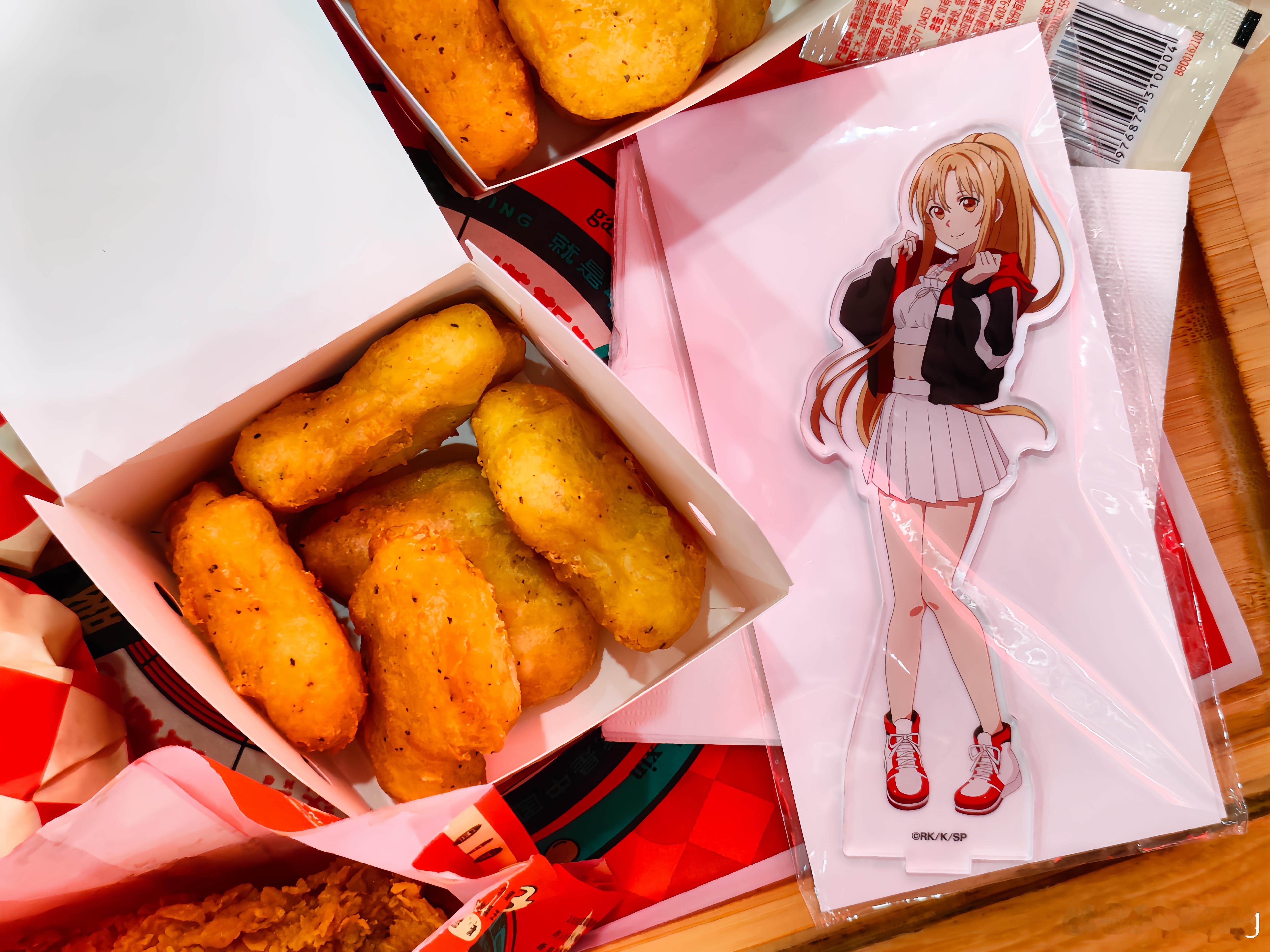 #亚丝娜[超话]##结城明日奈[超话]#随便拍点🍔QࡇQ ​​​