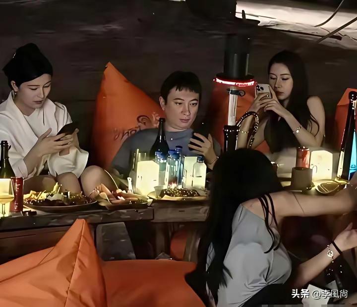 人生要是做了他，
女人面前愿意咋耍就咋耍。
这就是底气。