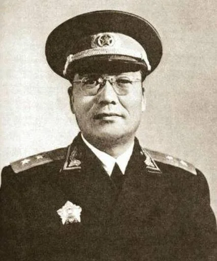 老蒋身边隐藏时间最长的将军：韩练成将军