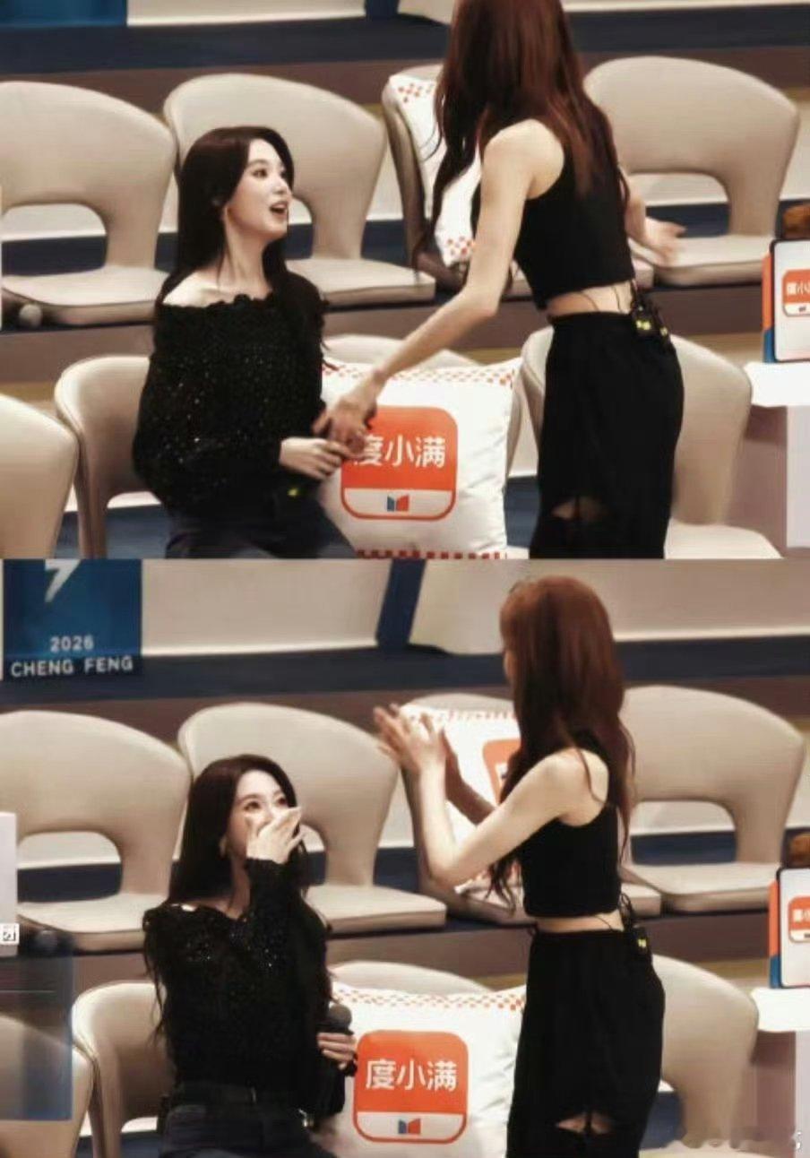 张月对陈瑶说这次我为你爆灯 从相识到相伴，张月为陈瑶爆灯，温柔并肩闪耀乘风舞台！